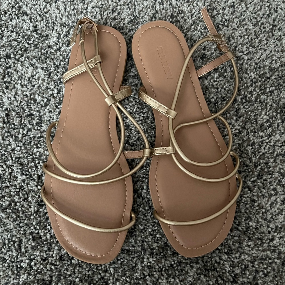 Women’s shoes